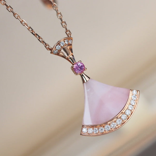 DREAM NECKLACE PINK MOP DIAMOND