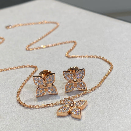 STAR DIAMOND NECKALCE