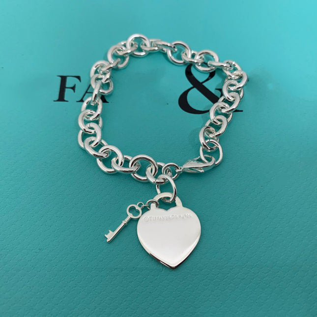 KEY HEART CARD CHUNKY INTERLOCKING BRACELET LENGTH