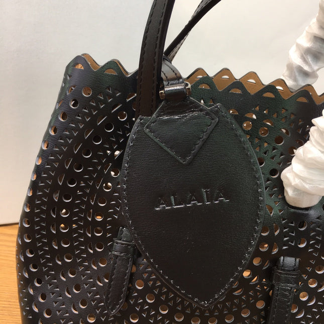 MINA 20 BAG IN BLACK VIENNA CALFSKIN