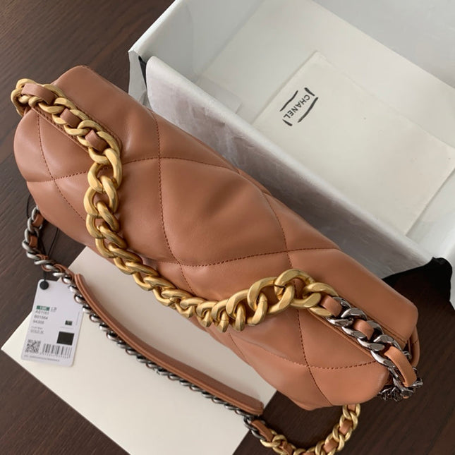 19 FLAP BAG 30 BROWN GOATSKIN