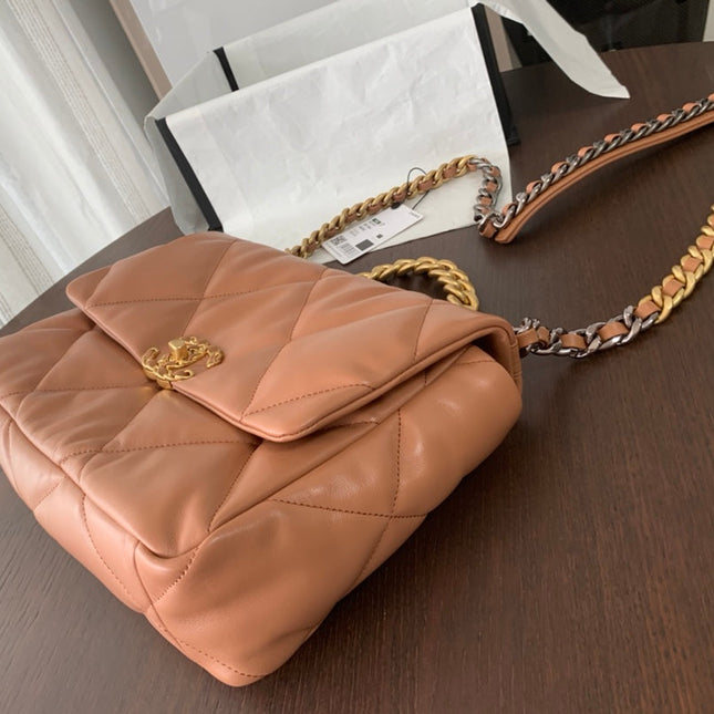 19 FLAP BAG 30 BROWN GOATSKIN