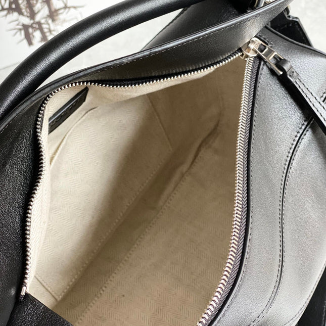 MEDIUM 29 PUZZLE BAG IN BLACK SOFT GRAINED CALFSKIN