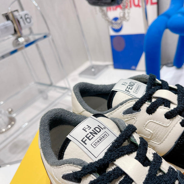 FENDI CASUAL SNEAKER IN WHITE CALFSKIN AND BLACK SUEDE