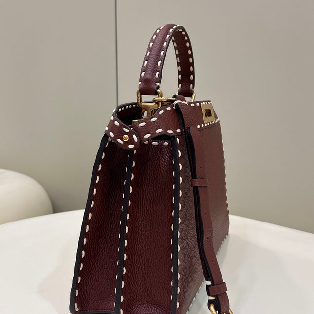 PEEKABOO ISEEU 33 IN SANGRIA RED GRAINED CALFSKIN GOLD HARDWARE