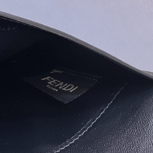 PEEKABOO ISEEU 27 IN BLACK SMOOTH CALFSKIN WITH WOVEN TRIM GOLD HARDWARE