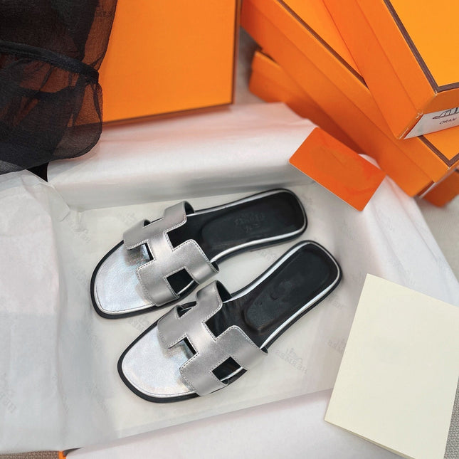 0ran Sandal Silver Leather