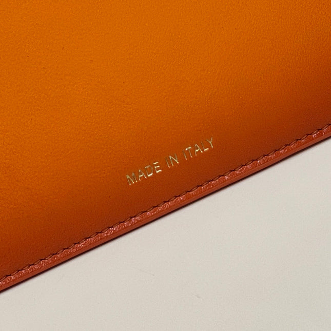 PEEKABOO ISEEU 33 IN ORANGE OMBRE SMOOTH CALFSKIN GOLD HARDWARE