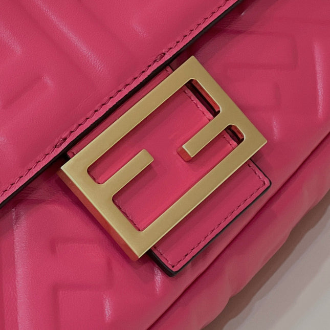 BAGUETTE WITH FF MOTIF 27 IN CERISH PINK SOFT LAMBSKIN GOLD HARDWARE