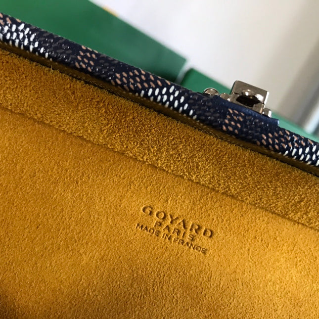 GRAND HÔTEL TRUNK BAG 24 IN NAVY BLUE GOYARDINE CANVAS AND CALFSKIN