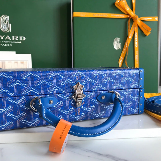 GRAND HÔTEL TRUNK BAG 24 IN BLUE GOYARDINE CANVAS AND CALFSKIN
