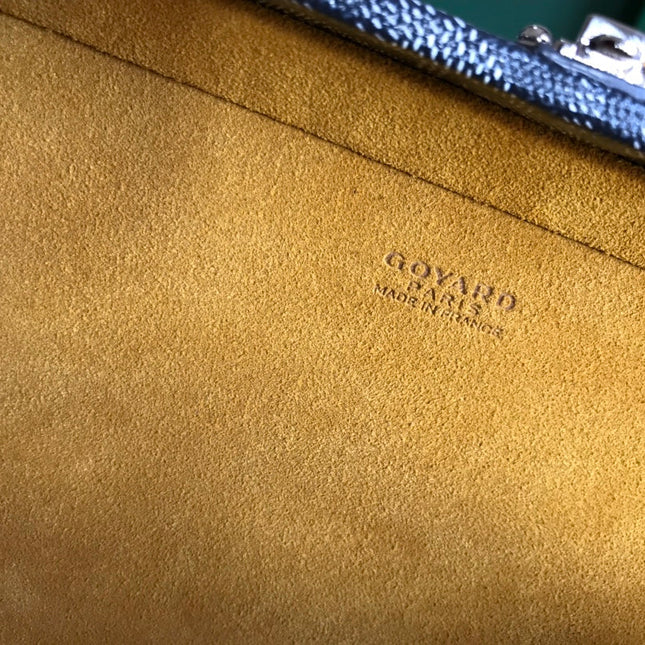 GRAND HÔTEL TRUNK BAG 24 IN GREY BLACK GOYARDINE CANVAS AND CALFSKIN
