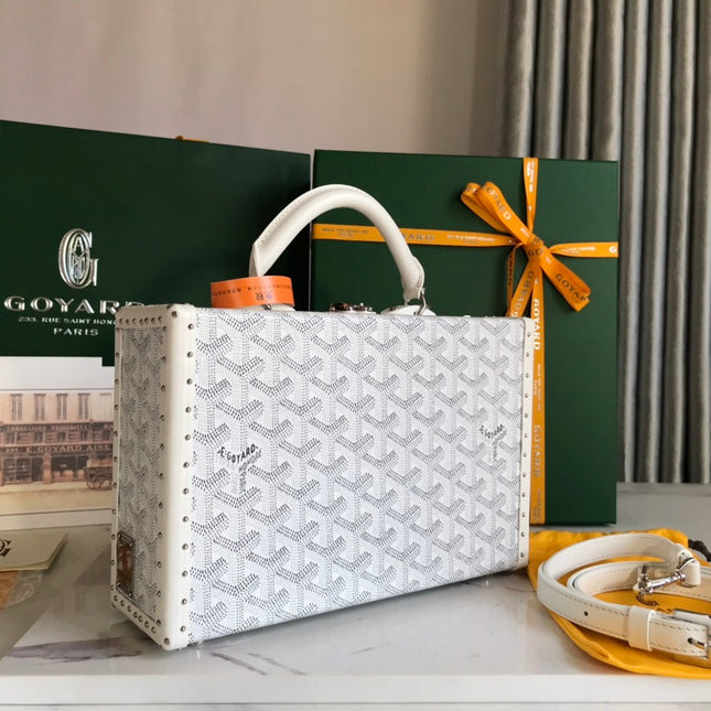 GRAND HÔTEL TRUNK BAG 24 IN WHITE GOYARDINE CANVAS AND CALFSKIN