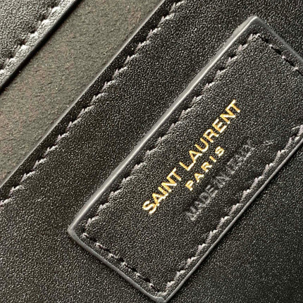 KATE TASSEL 24 BLACK CALFSKIN WITH GOLD LOGO