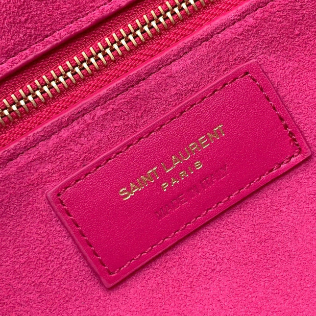 LE 5 À 7 BAG 24 BRIGHT PINK CALFSKIN