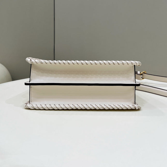 PEEKABOO ISEEU 27 IN WHITE SMOOTH CALFSKIN WITH WOVEN TRIM GOLD HARDWARE