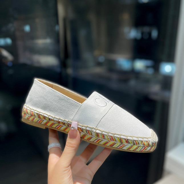LOAFERS IN WHITE FABRIC AND RAFFIA