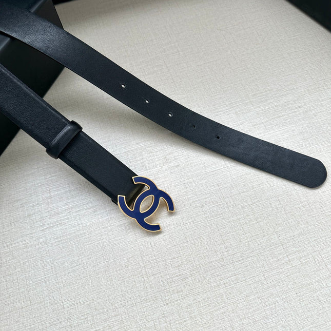 CC 30MM BELT IN BLACK SMOOTH CALFSKIN WITH NAVY BLUE METAL LOGO
