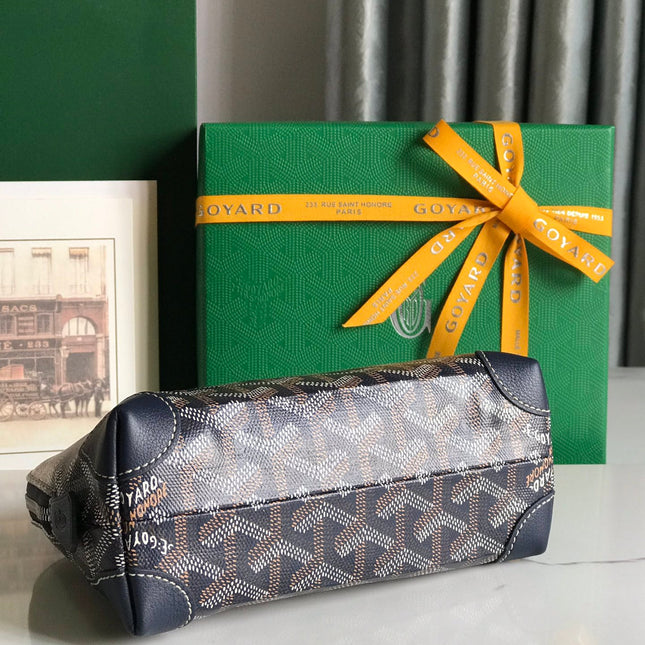 VENDÔME COSMETIC POUCH 17 IN NAVY BLUE GOYARDINE CANVAS AND CALFSKIN TRIM