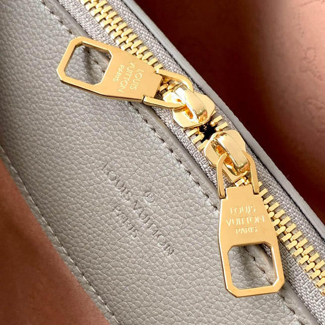 BELLA 32 IN GREY MAHINA CALFSKIN