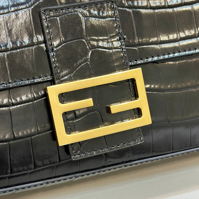 BAGUETTE 27 IN BLACK CROCODILE PATTERN GLOSSY CALFSKIN GOLD HARDWARE