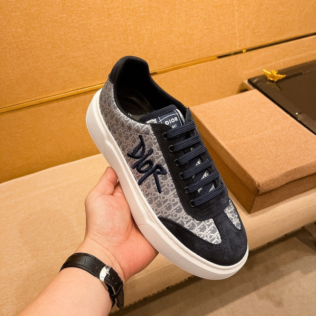 CD HOMME THICK-SOLE SNEAKERS BLACK AND WHITE JACQUARD