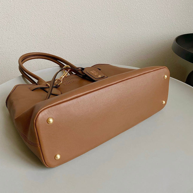 LARGE HANDBAG 40 IN CINNAMON BROWN CALFSKIN