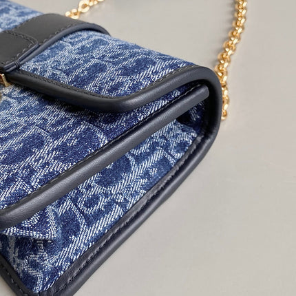 21 MONGTAIGNE EAST-WET WITH CHAIN BLUE DENIM OBLIQUE JACQUARD