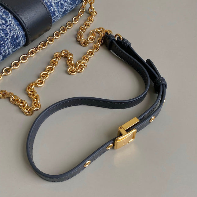 21 MONGTAIGNE EAST-WET WITH CHAIN BLUE DENIM OBLIQUE JACQUARD