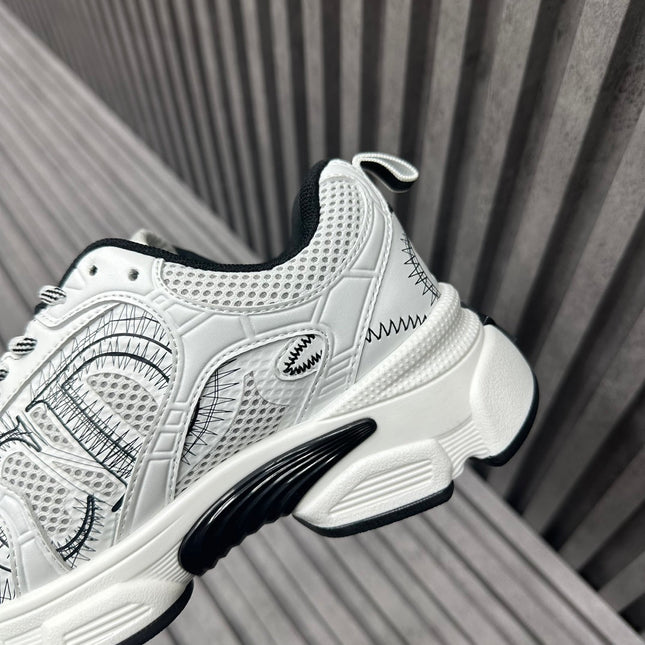 CD CHRONO SNEAKER WHITE AND BLACK CALFSKIN
