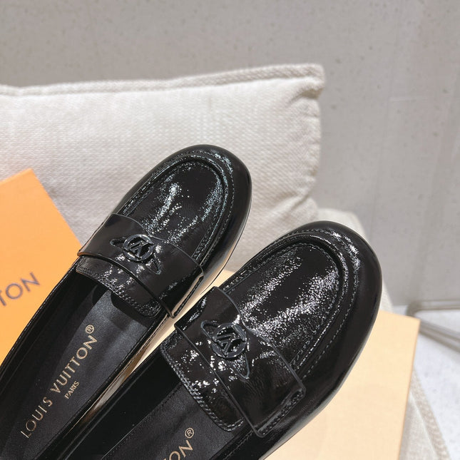 SOHO FLAT LOAFER IN BLACK GLOSSY CALFSKIN