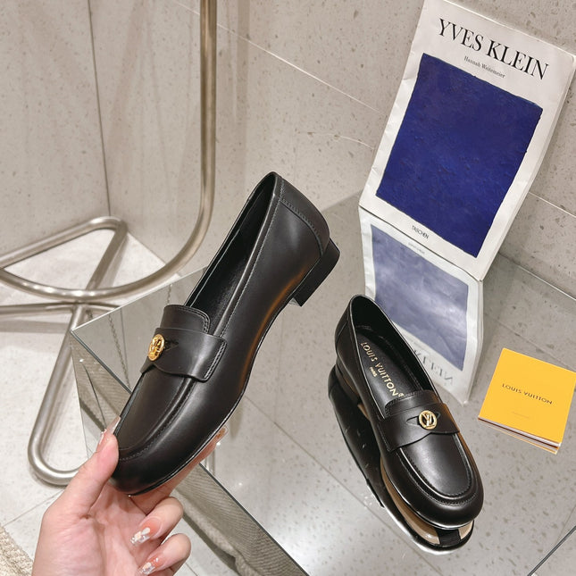SOHO FLAT LOAFER IN BLACK CALFSKIN