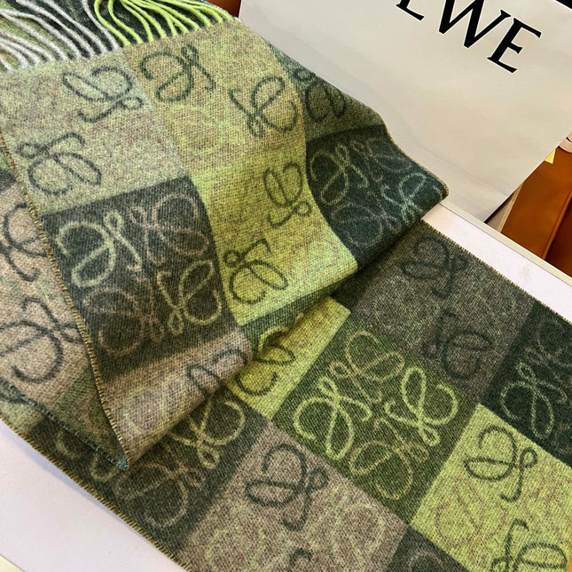 SCARF 180 CM IN BOTTLE GREEN MIX KHAKI WOOL AND CASHMERE 410100
