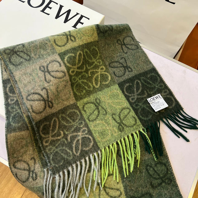 SCARF 180 CM IN BOTTLE GREEN MIX KHAKI WOOL AND CASHMERE 410100