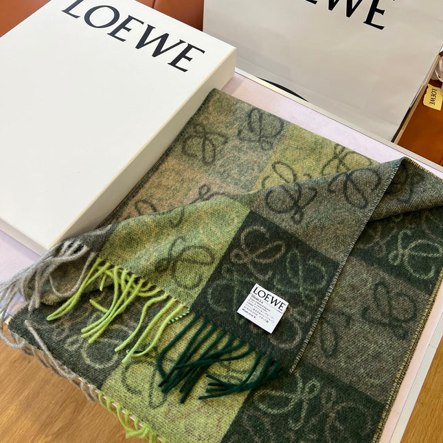 SCARF 180 CM IN BOTTLE GREEN MIX KHAKI WOOL AND CASHMERE 410100