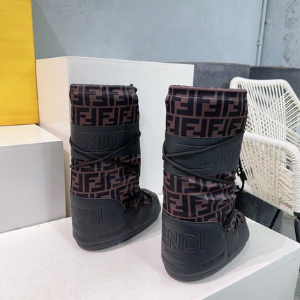 FF MOTIF MOON BOOTS IN WALNUT BROWN MONOGRAM POLYESTER AND RUBBER