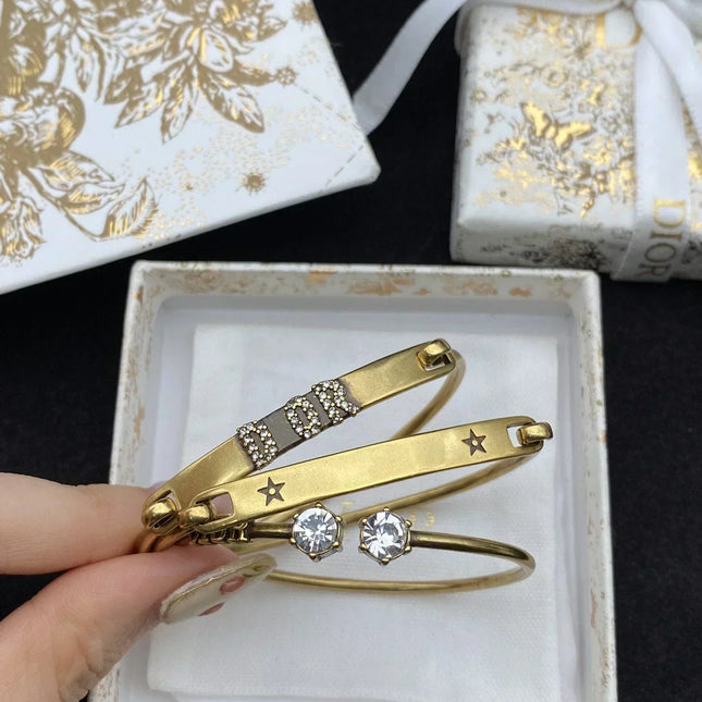 D EVOLUTION BRACELET SET ANTIQUE GOLD-FINISH METAL