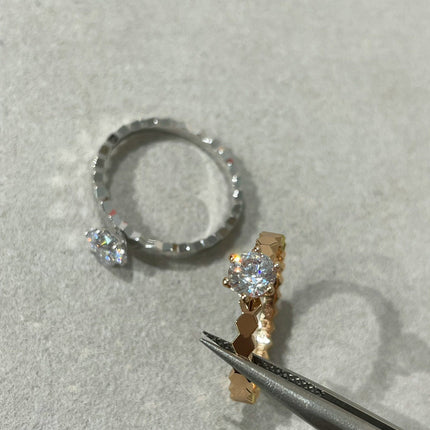 BEE LOVE SOLITAIRE 1 DIAMOND RING