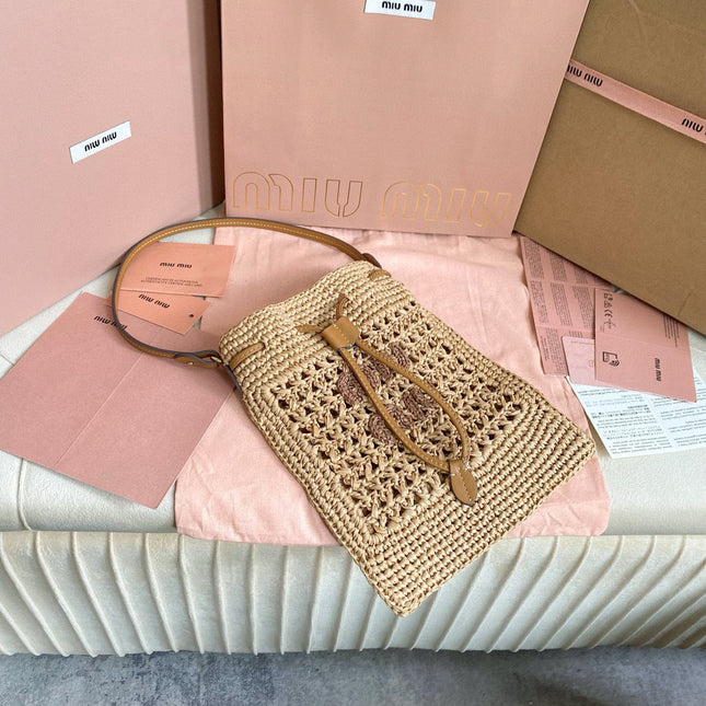 WOVEN BAG 23 IN NATURAL RAFFIA