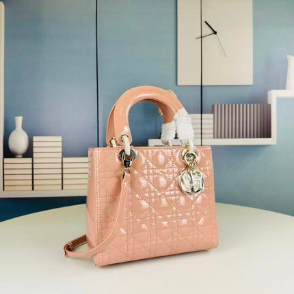 LADY BAG 24 BEIGE PATENT CALFSKIN GOLD HARDWARE