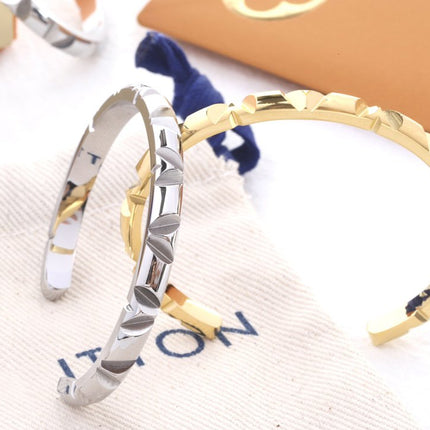 VOLT MULTI BRACELET