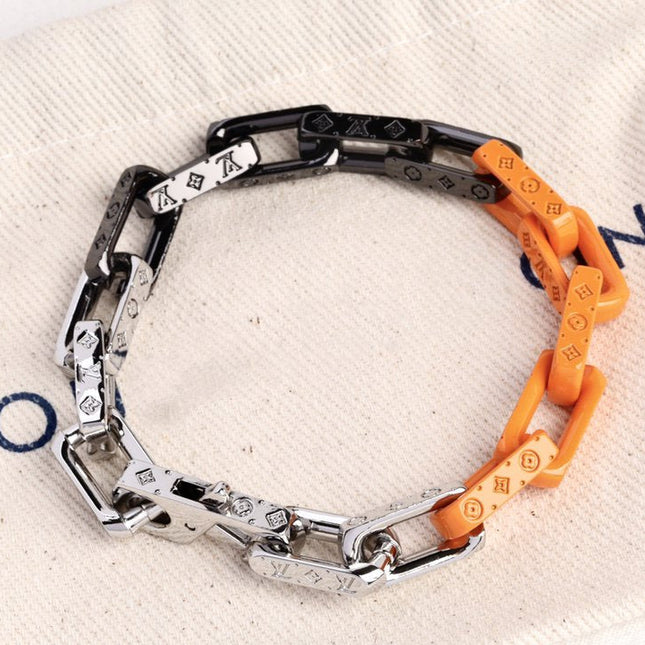 MONOGRAM CHAIN BRACELET