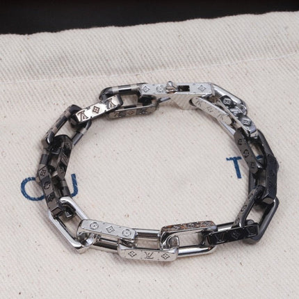 MONOGRAM CHAIN BRACELET BLACK WHITE