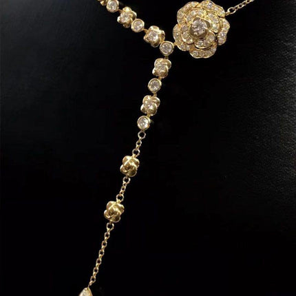BOUTON DE CAMELIA NECKLACE GOLD DIAMOND
