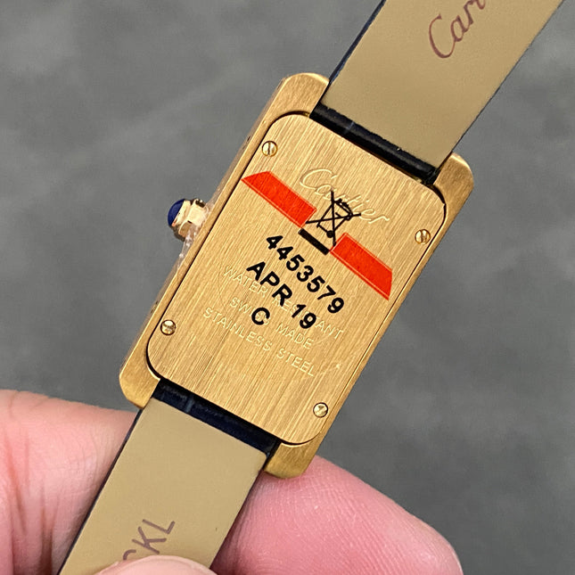 TANK AMÉRICAINE WATCH GOLD CASE WITH BLACK LEATHER STRAP