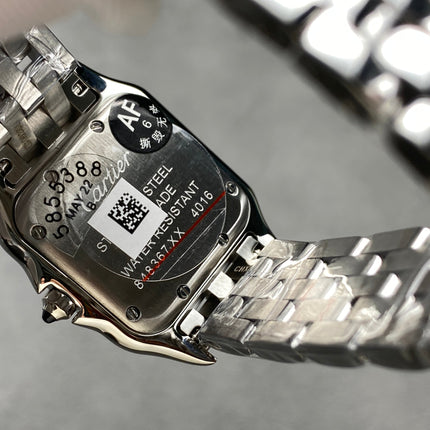 PANTHÈRE MINI MODEL DE CARTIER WATCH SILVER CASE