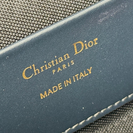 DIOR 25S 30 MONTAIGNE MINI VANITY CASE 16 IN BLUE DIOR OBLIQUE JACQUARD CANVAS