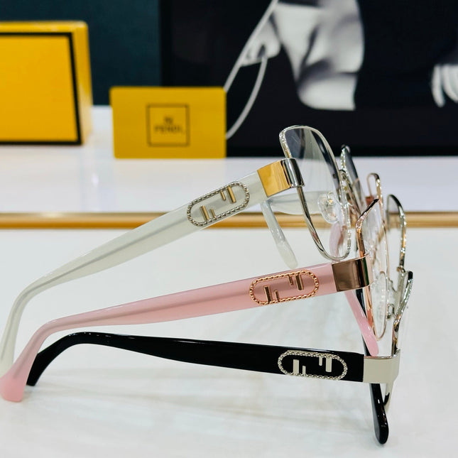 BAGUETTE SQUARE FRAME SUNGLASSES FE40051 IN METAL