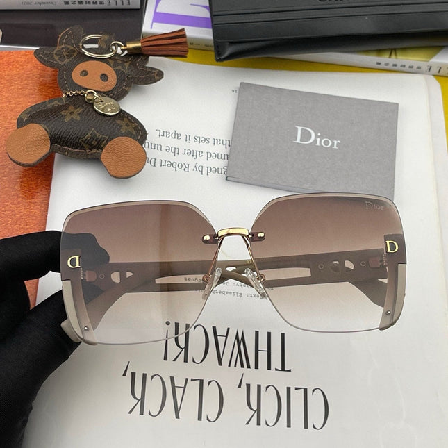 MONTAIGNE SUNGLASS CD6970 IN ACETATE