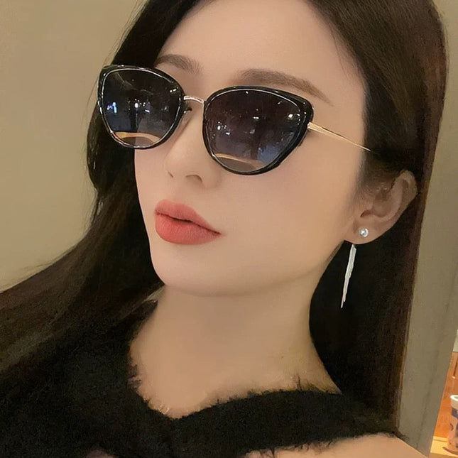 CAT-EYE FRAME SUNGLASSES G8641 IN ACETATE